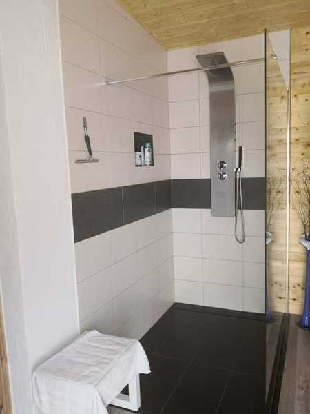 Einblick in Petras Massageraum